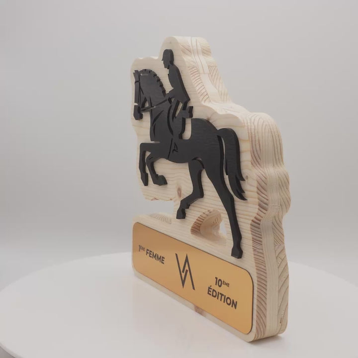 TROPHÉE EN BOIS - ÉQUITATION - GAMME HYBRID