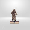 Trophée personnalisé en bois pour VTT homme gamme Starter socle bronze en studio Vulka